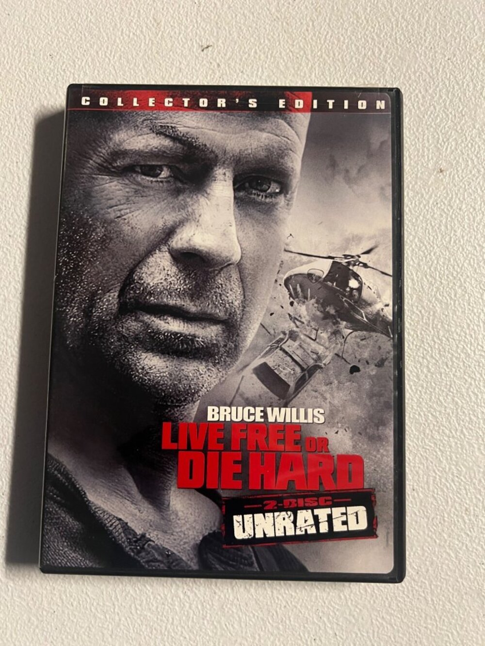 Live Free Or Die Hard 2007 DVD Collectors Edition Bruce Willis Action Pre-Owned